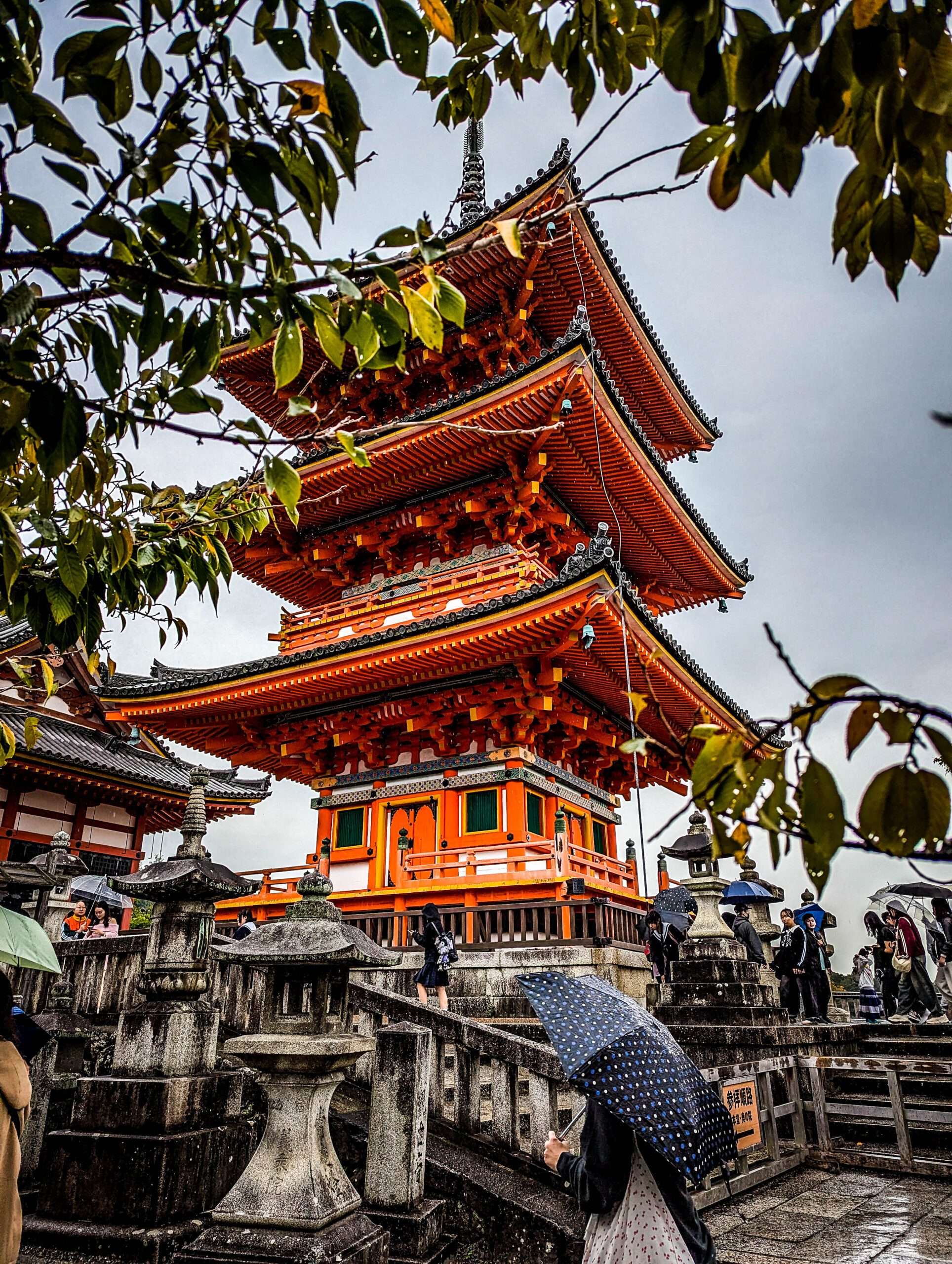 Kiyomizu-dera, Sanjunoto Pagoda on a rainy day