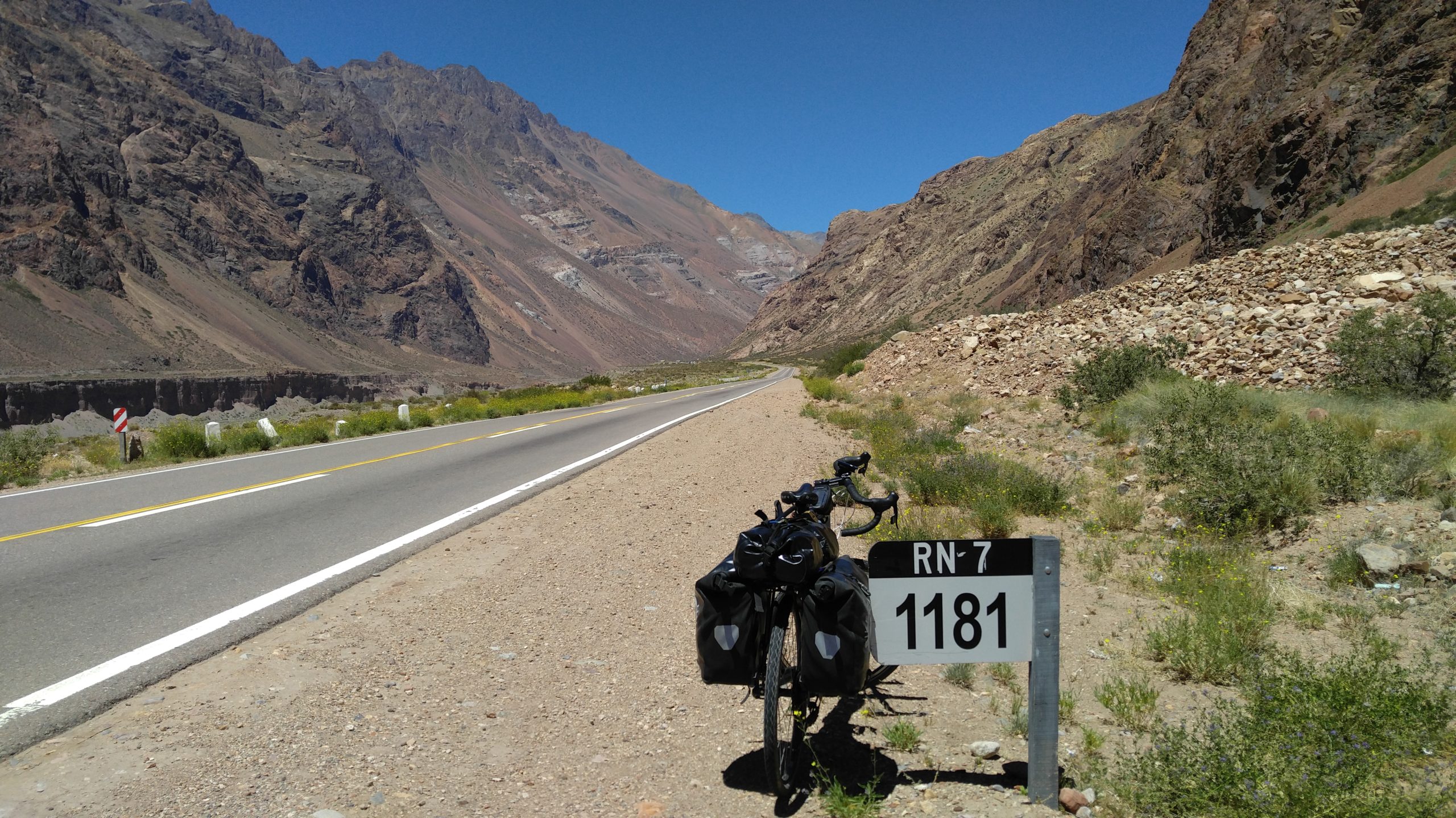 Ruta Nacional 7, Mendoza, Argentina to Chile border